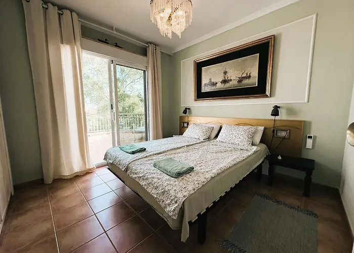 Апартаменты Seaview Penthouse Торевьиа